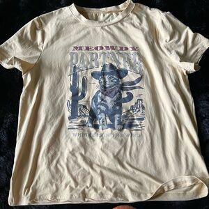 Cream Graphic T-Shirt with Cat Design